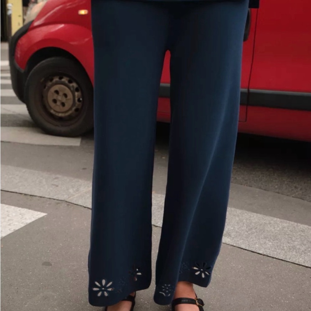 NWT Navy Blue knit set - Picture 3 of 7